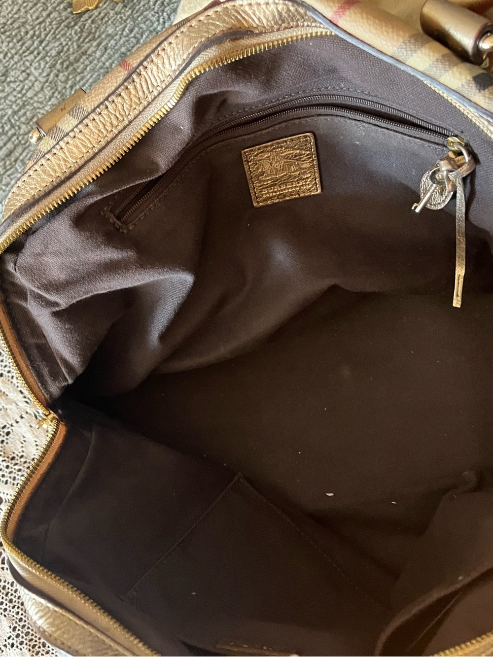 Burberry Purse - Picture 14 of 16